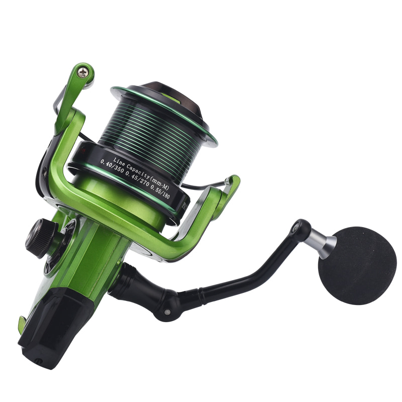 Pisces marini altae viridis metallo fluctuat Distant Rota longi jacta Raft Wheel pellice Jacens reel volitans reel piscatus